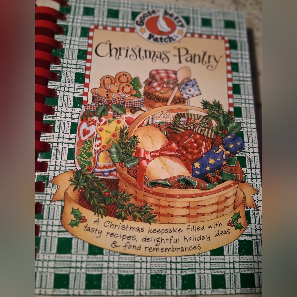 Gooseberry Patch "Christmas Pantry" Cookbook